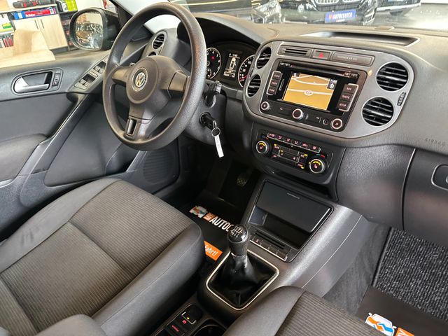 Volkswagen Tiguan *NAV*TEMPO*2-ZONEN*SitzHZ*PCD*TÜV 527*