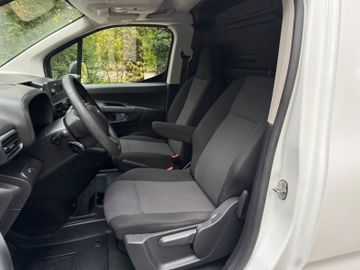 Toyota Proace City - 11