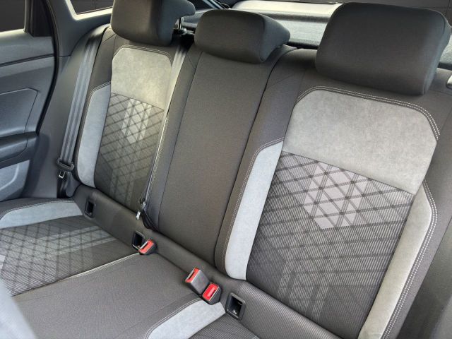 Taigo 1.0 TSI R-Line+Matrix+Panodach+Navi