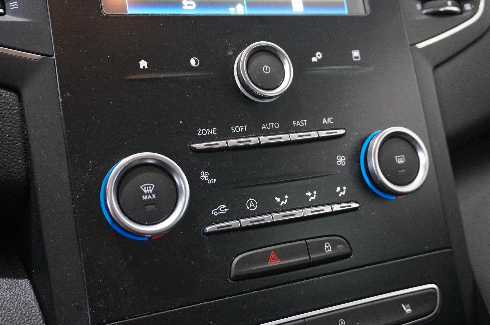 Fahrzeugabbildung Renault Megane IV 1.5D GT BUSINESS NAVI/LED/PDC/VIRT/AHK