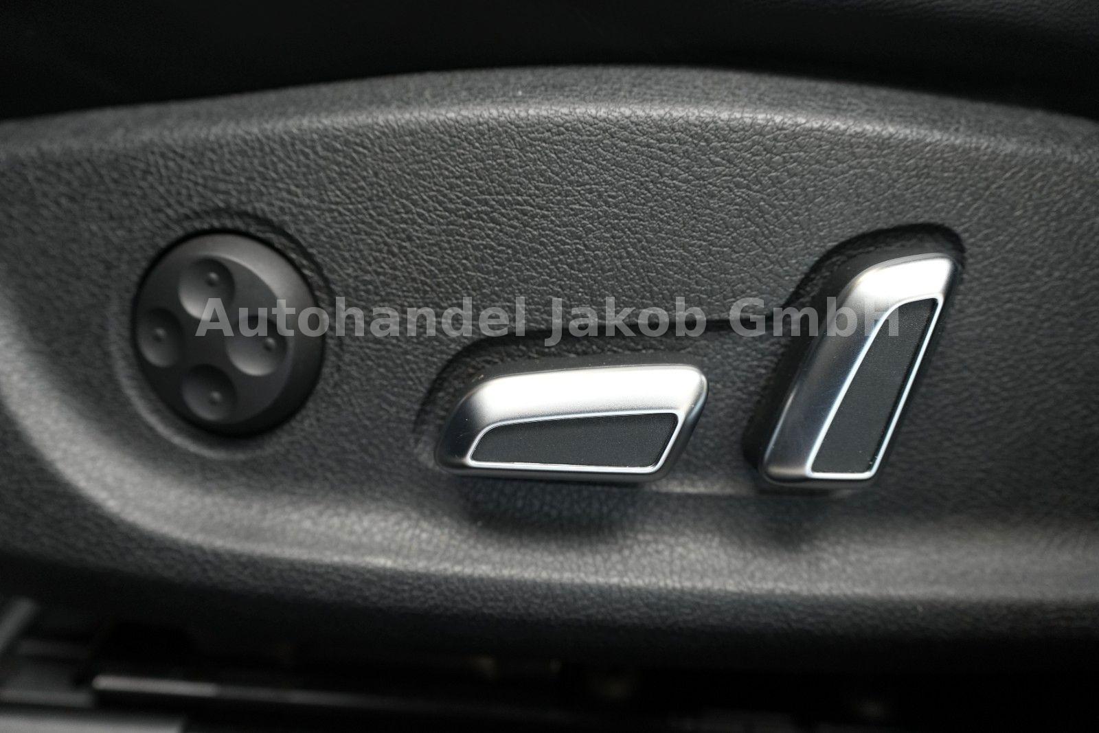Audi A4 / Quattro / 3x S-LIne / Audi Exclusive / TOP!