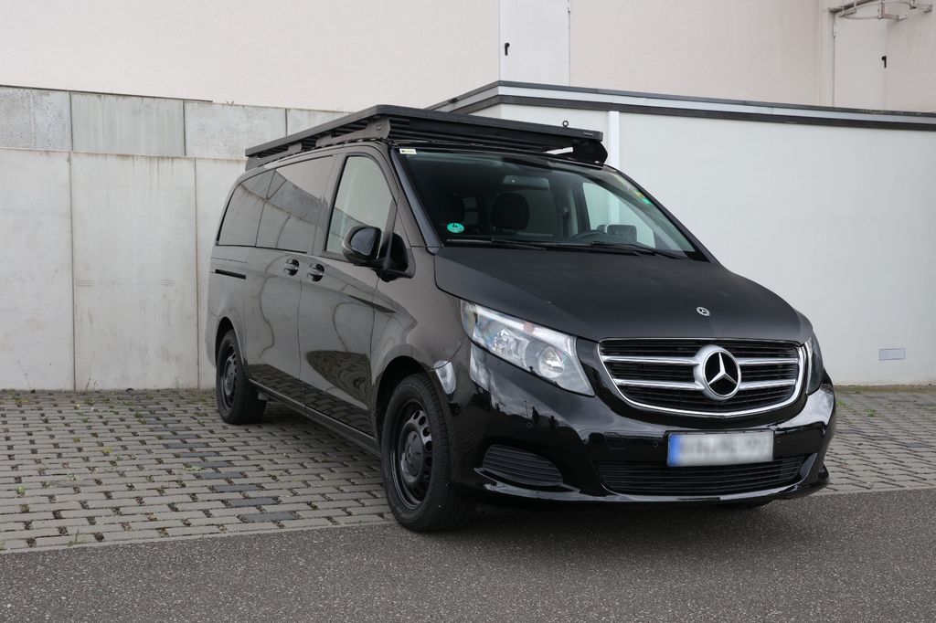 Mercedes-Benz V 220