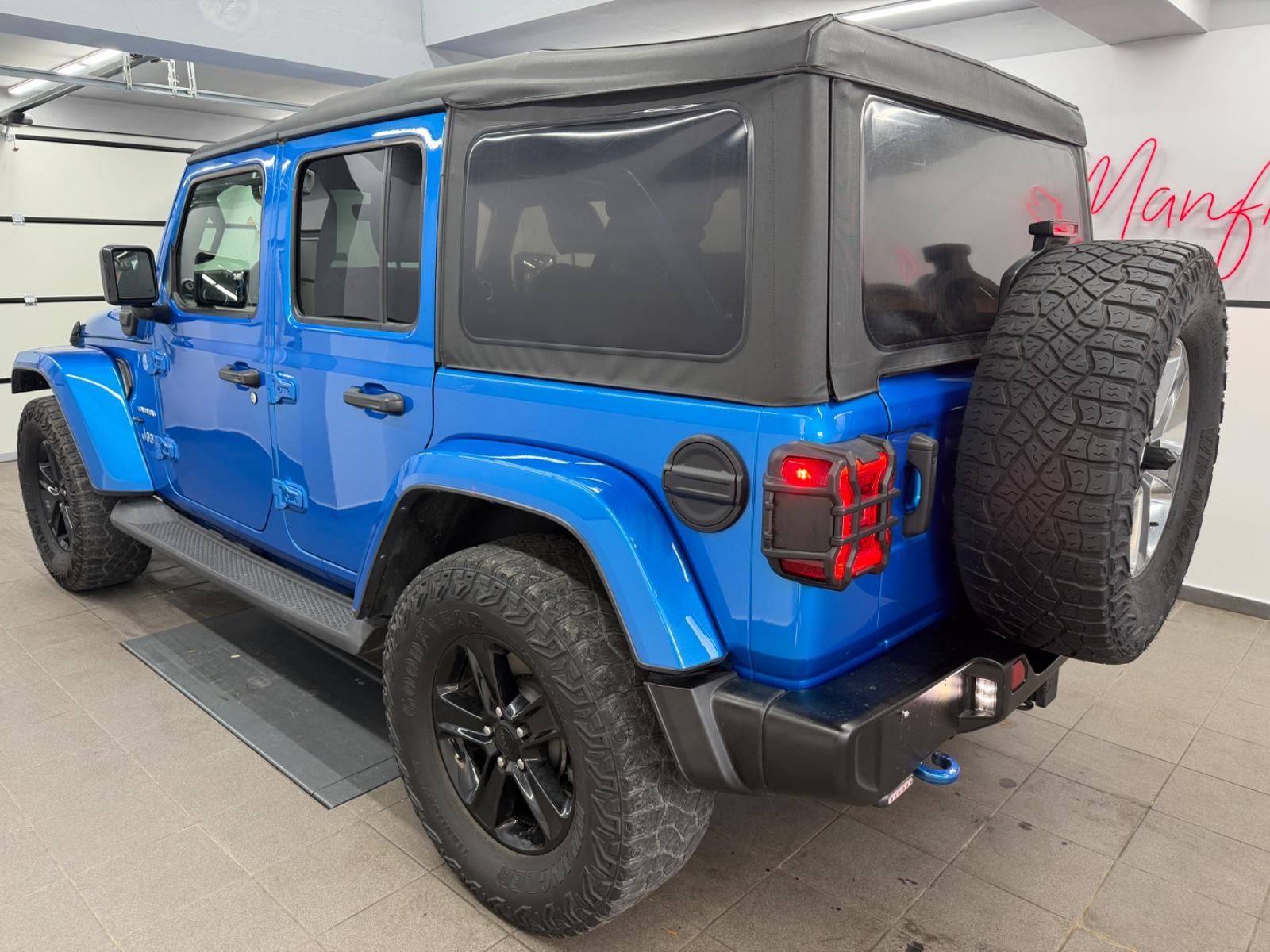 Jeep Wrangler 2.0 4XE Unlimited Sahara*Hydro Blue*LED, миниатюра 5