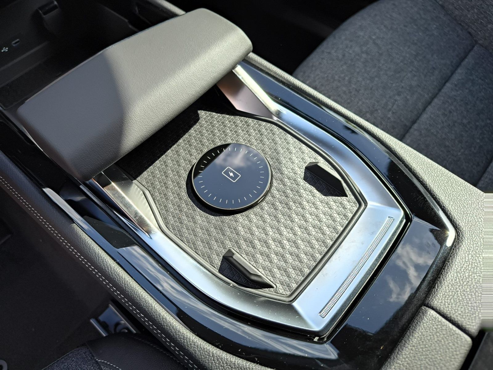 Fahrzeugabbildung Renault Austral 1.3 150 Mild-Hybrid Techno *Automatik*LE