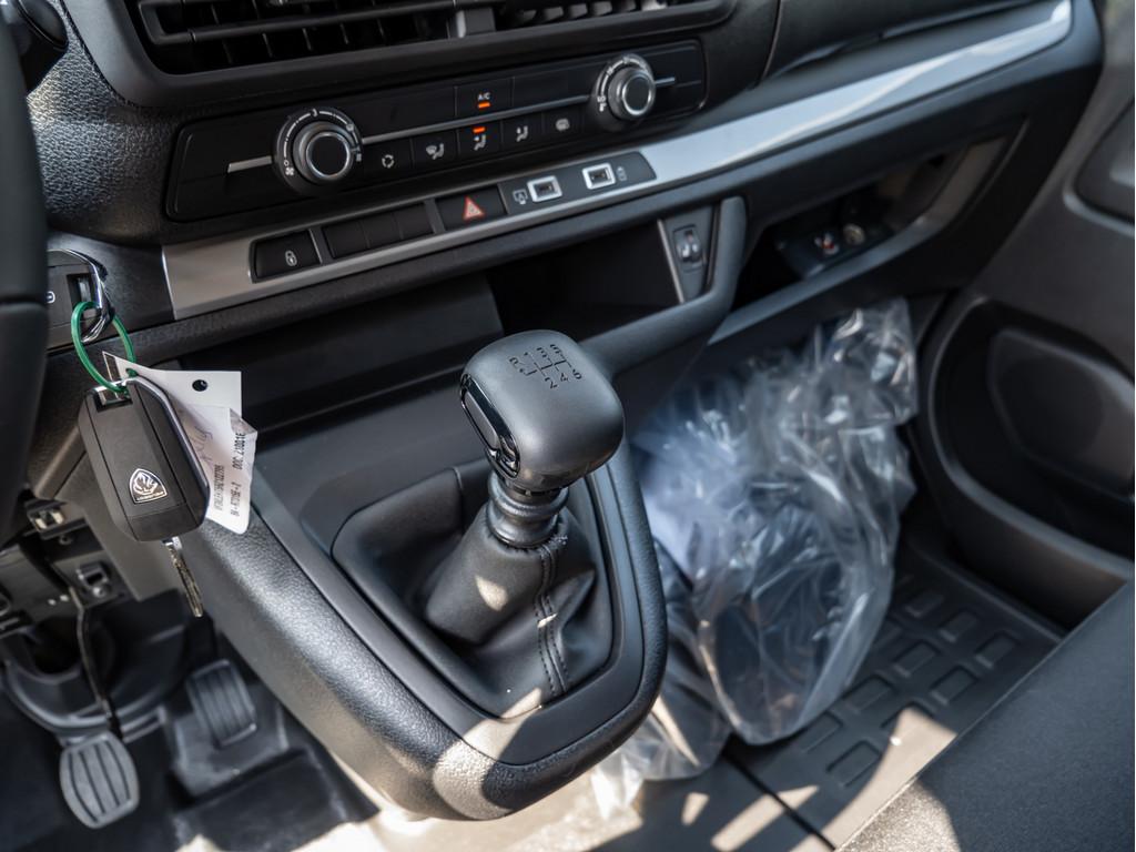 Peugeot Expert DOKA Kasten 2.0 Lang 140 SHZ LENKRADHZ.