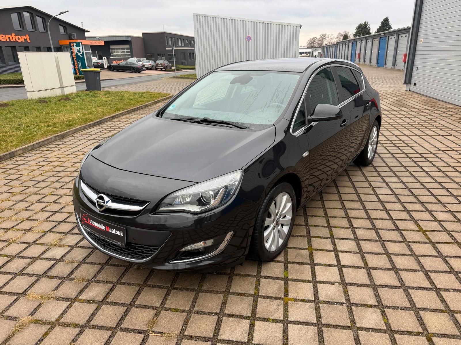 Opel Astra J Lim. 5-trg. Exklusiv*AUT*XENON*R-KAMERA*