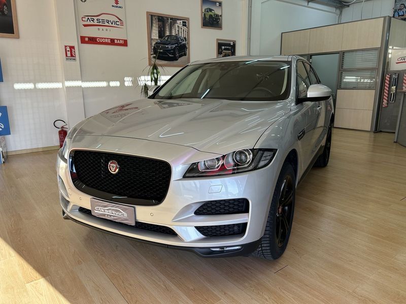 JAGUAR F-Pace