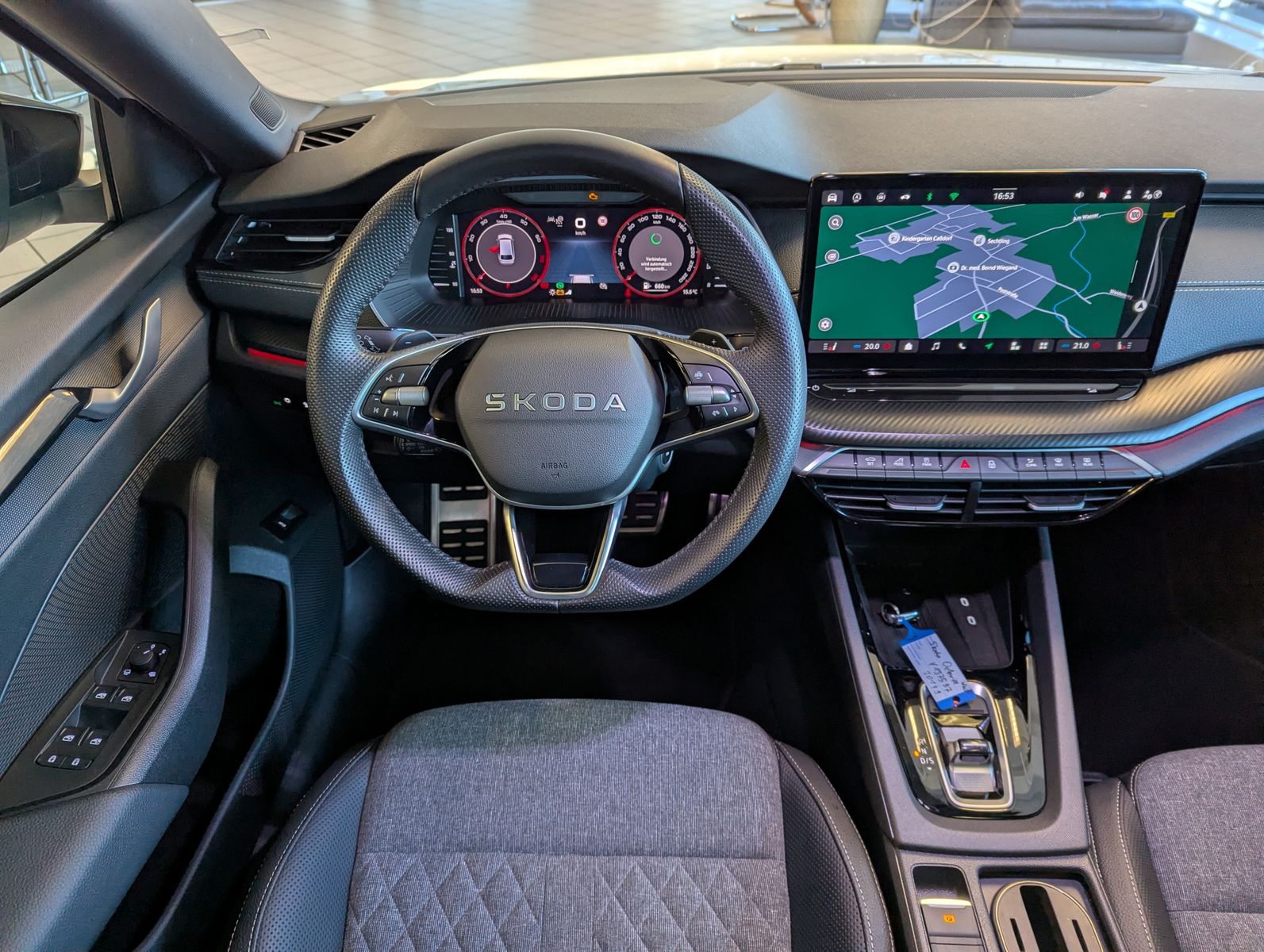 SKODA Octavia 1.5 TSI Sportline Pano Martix AHK 5J Gar - Image 20