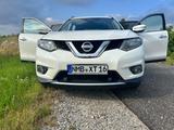 Nissan X-Trail TEKNA 1.6 DIG-T TEKNA - Nissan X-Trail: Limousine