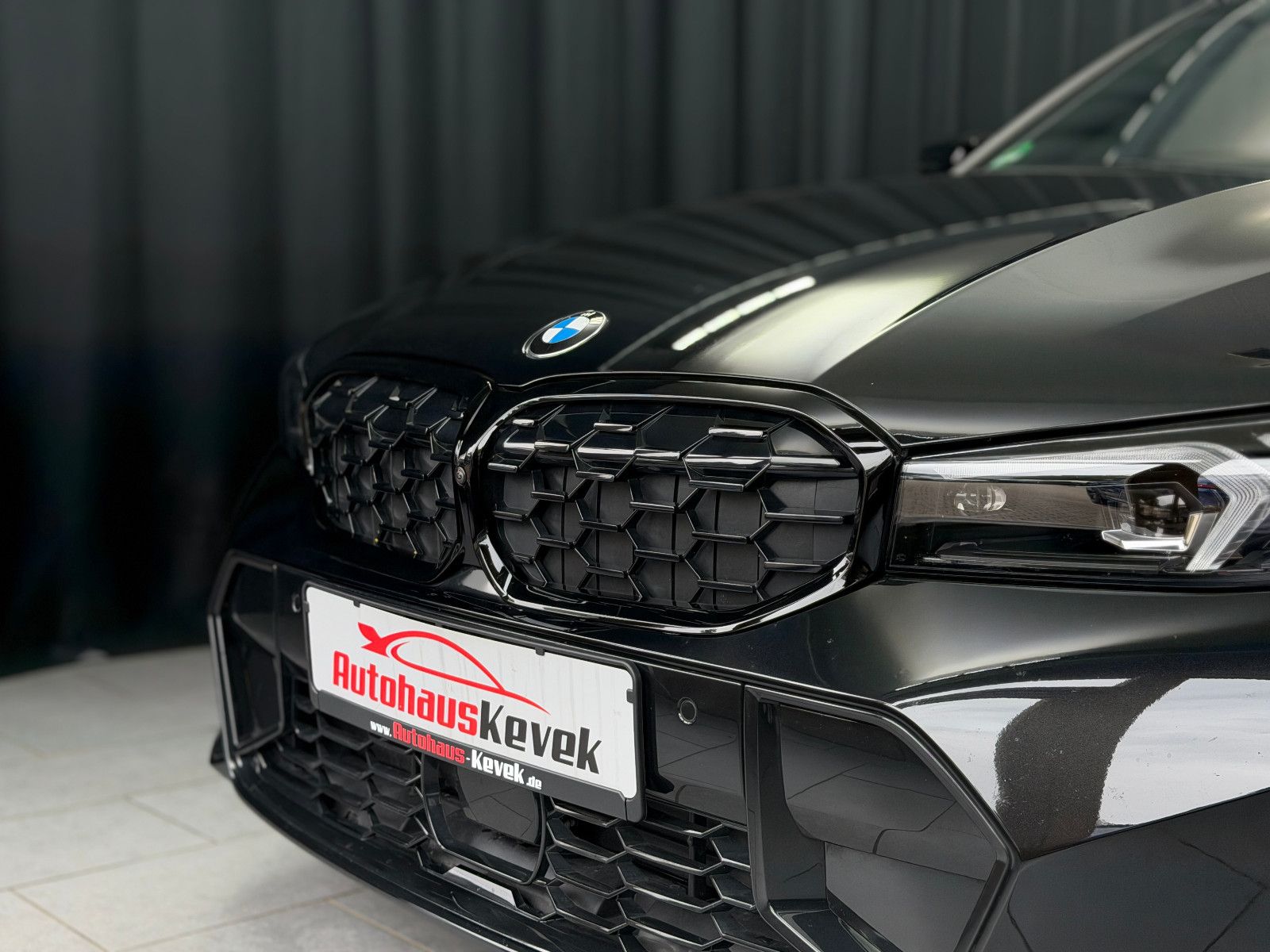 Fahrzeugabbildung BMW M340i Limousine xDrive |M-SITZE|H/K|PANO