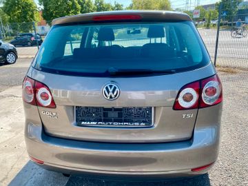 Volkswagen Golf - 5