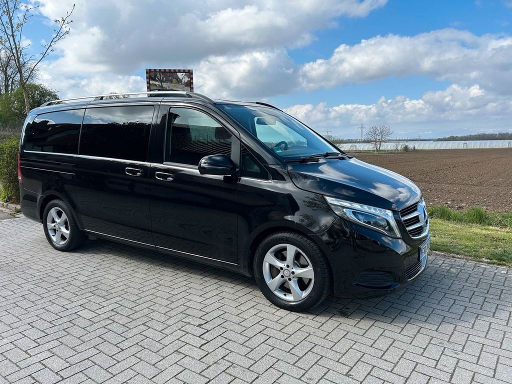 Image of Mercedes-Benz V 220