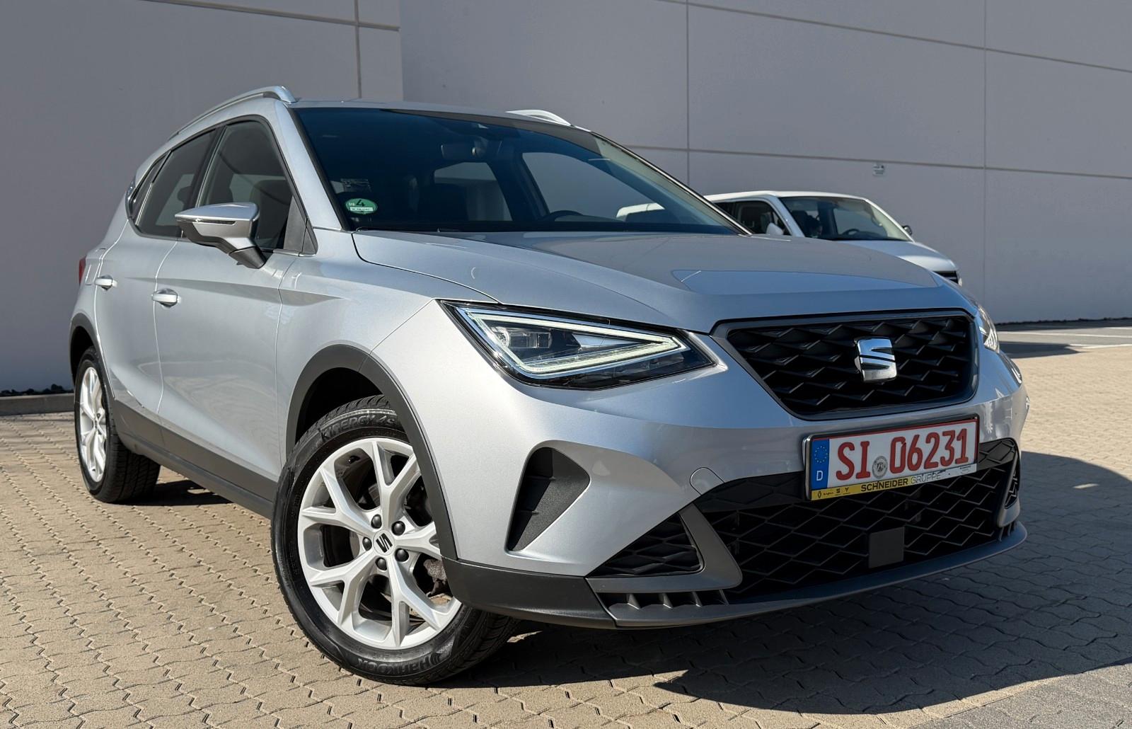 Seat ARONA FR 1.0 TSI DSG 7G  CARPLAY NAVI 1 Hand