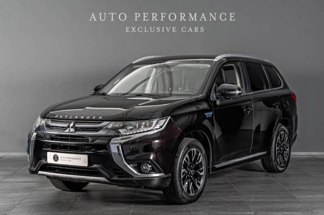 Mitsubishi Outlander PHEV Business 4WD 203hp