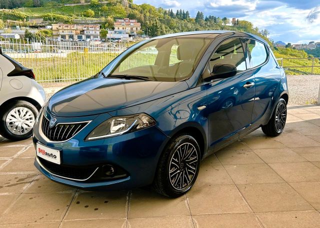 Другие Lancia Ypsilon 1.0 FireFly 5 porte S&S Hybrid Go