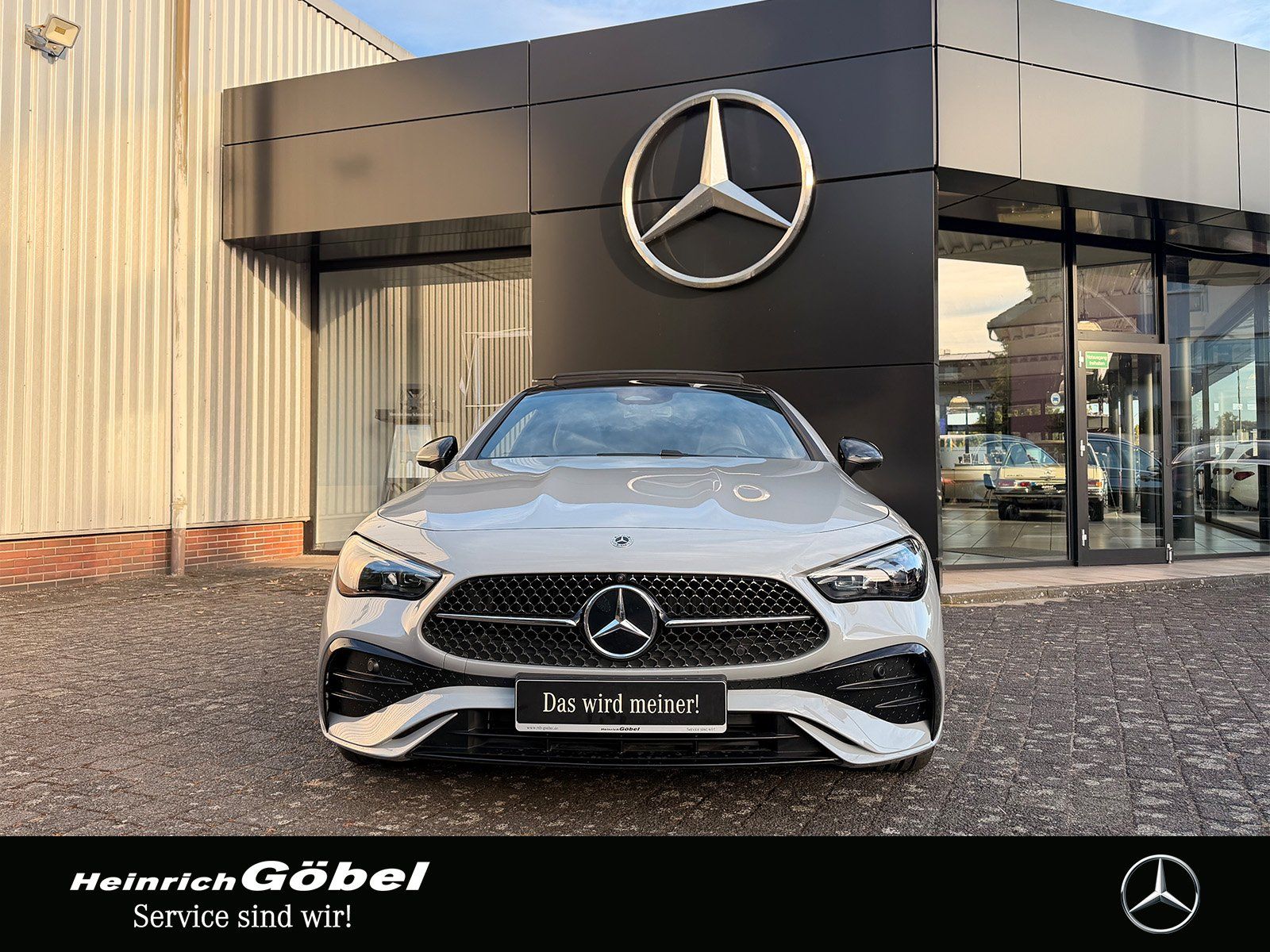 Fahrzeugabbildung Mercedes-Benz CLE 300 e AMG Line Premium