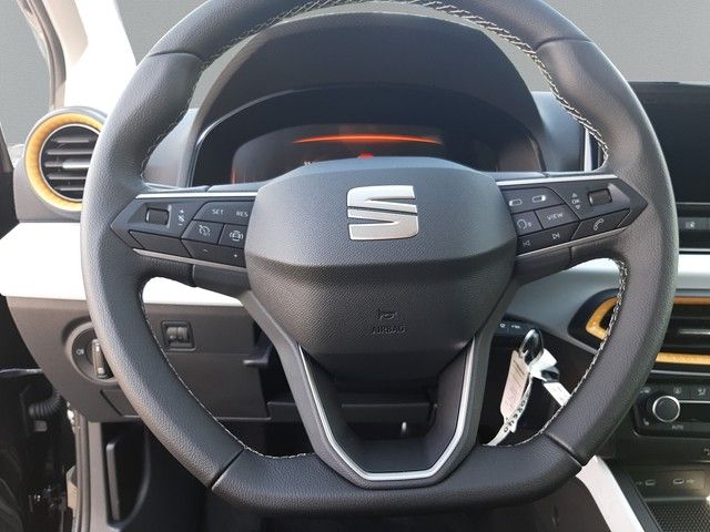 Fahrzeugabbildung Seat Arona Style 1.0TSI LED SitzHz 18" Klimaaut. 0,99