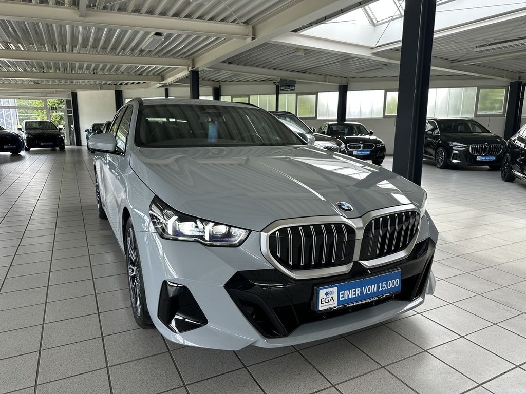 Image of BMW 520
