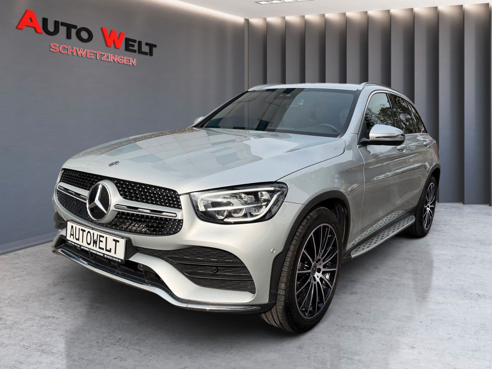 MERCEDES-BENZ GLC 220 d 4Matic AMG-Line LED/ACC/Kamera