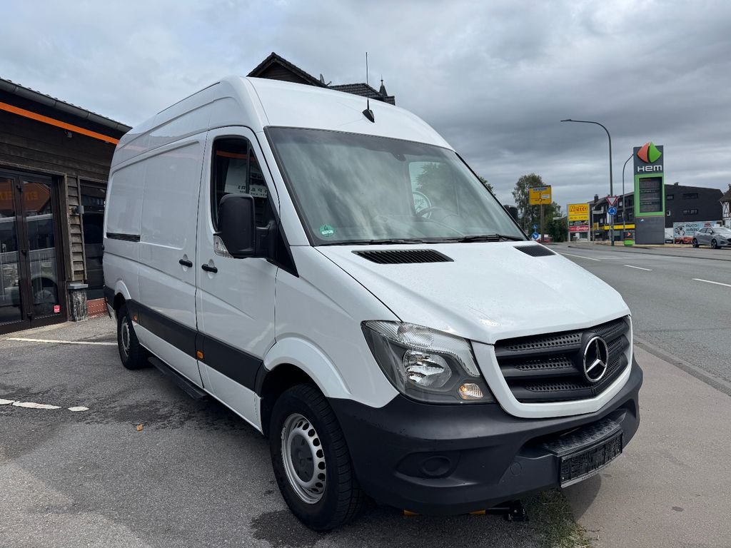 Image of Mercedes-Benz Sprinter