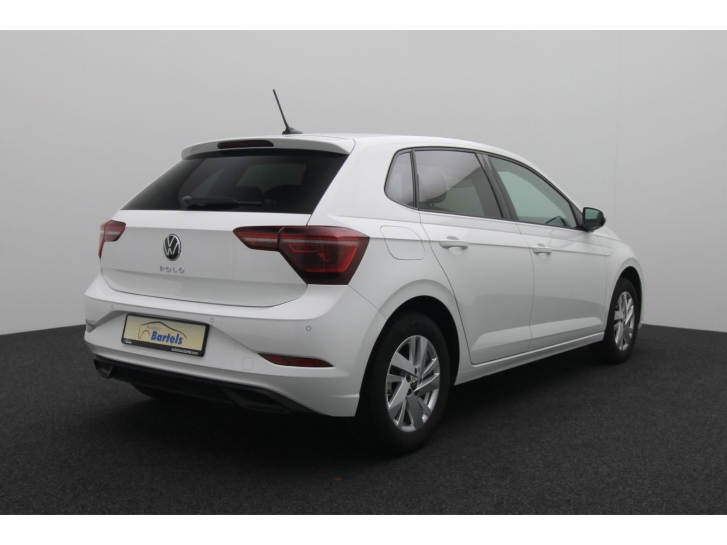 Fahrzeugabbildung Volkswagen Polo VI Style ACC Digi Cockpit LED Apple Carplay