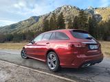 Mercedes-Benz C 400 AMG 4M Ahk. Pano. 8Fach. J.Sterne SHZ Burm - Mercedes-Benz Sterne