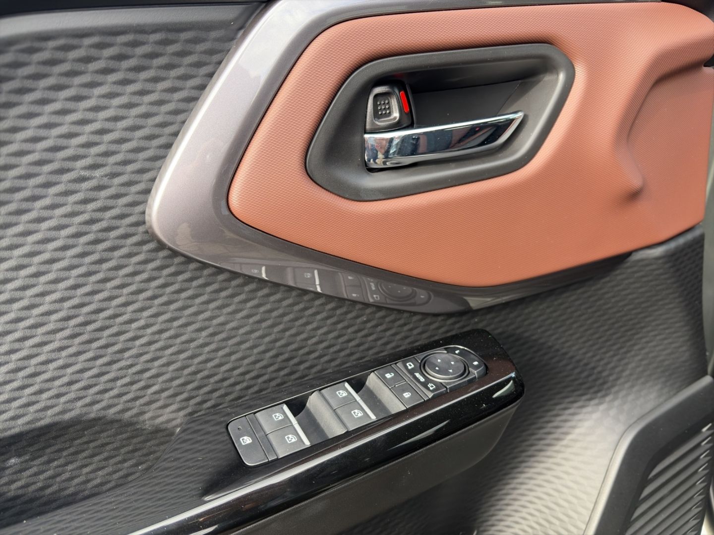 Suzuki e Vitara - Bild 14