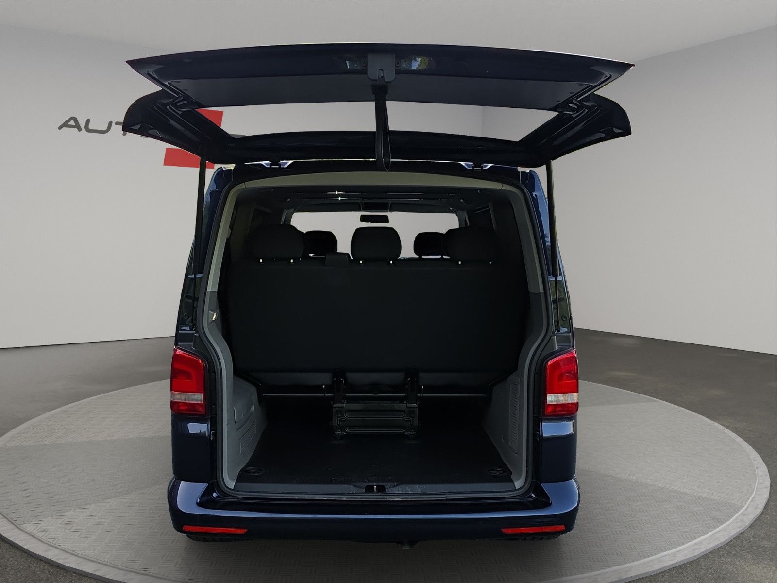 Fahrzeugabbildung Volkswagen T5 Transporter Bus Caravelle Trendline Aus 1Hand