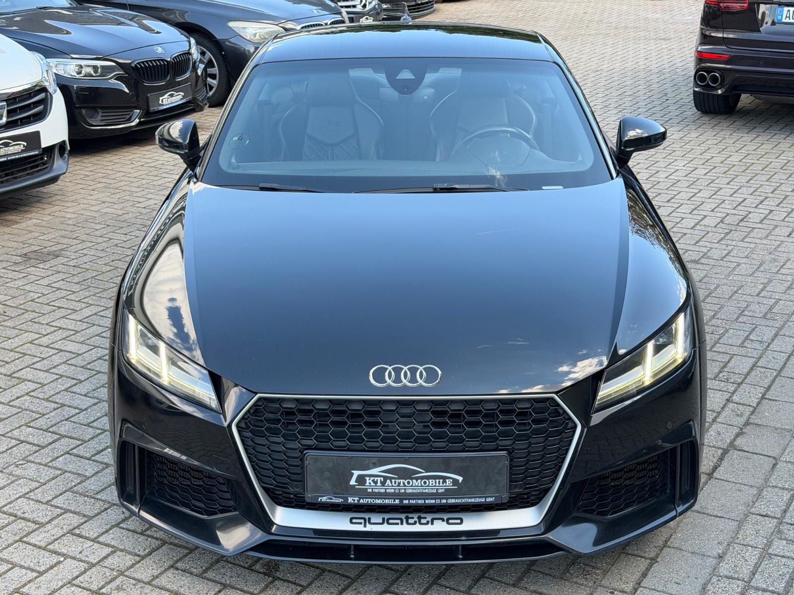 Audi TT Coupe TT RS Coupe 2.5 TFSI quattro/Kamera