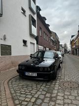 BMW e34 525i 5er Oldtimer - BMW 525 aus 1994: 525i