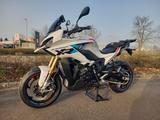 BMW S 1000 XR mit Carbon-Felgen! - BMW F