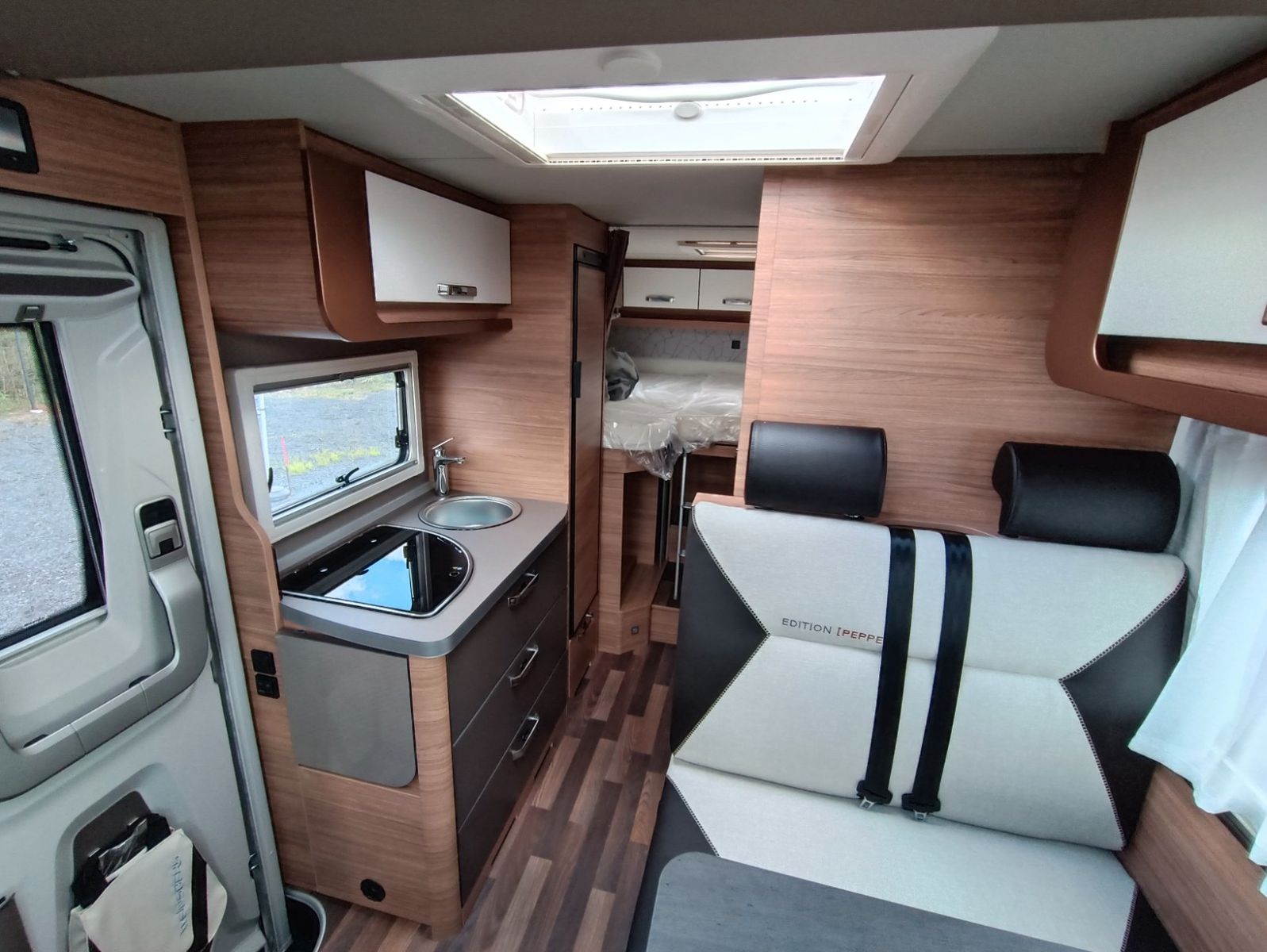 Fahrzeugabbildung Weinsberg CaraCompact 600 MEG Edition Pepper*Automatik*LED
