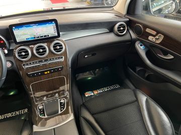 MYAUTOCENTER – Gebraucht- und Jahreswagen mit Werkstattservice in Pfaffenhofen Mercedes-Benz GLC 300 d 4Matic Aut.*NAVI*LED*1.HAND*19%*KAMERA