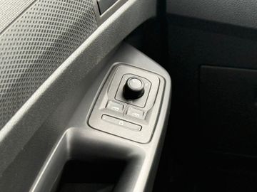 Volkswagen Caddy Kombi *AHK*SHZ*PDC*DAB*BT*MFL*