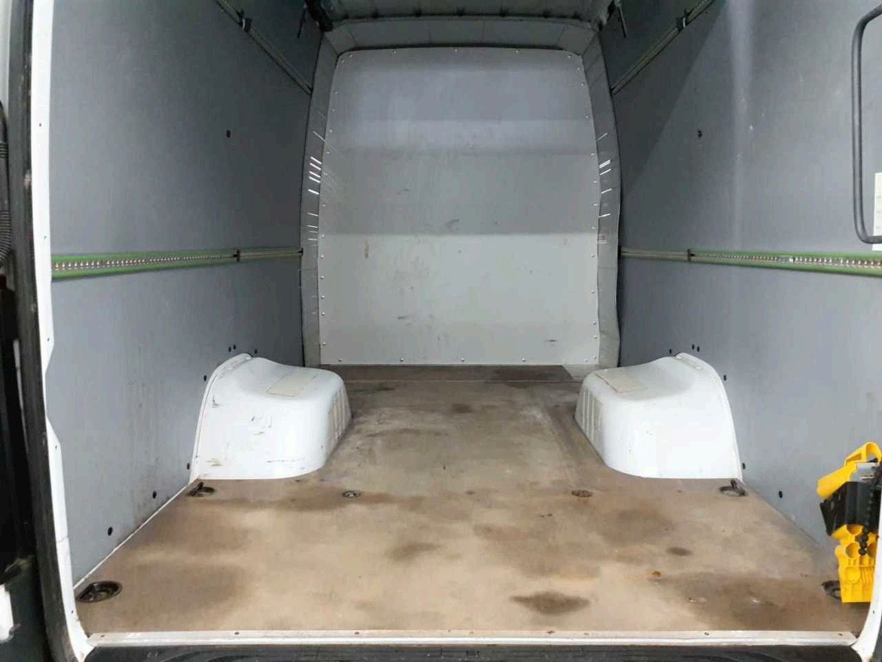 Fahrzeugabbildung Mercedes-Benz Sprinter 519 CDI DoKa/Mixto Stdheiz AHK3,5to