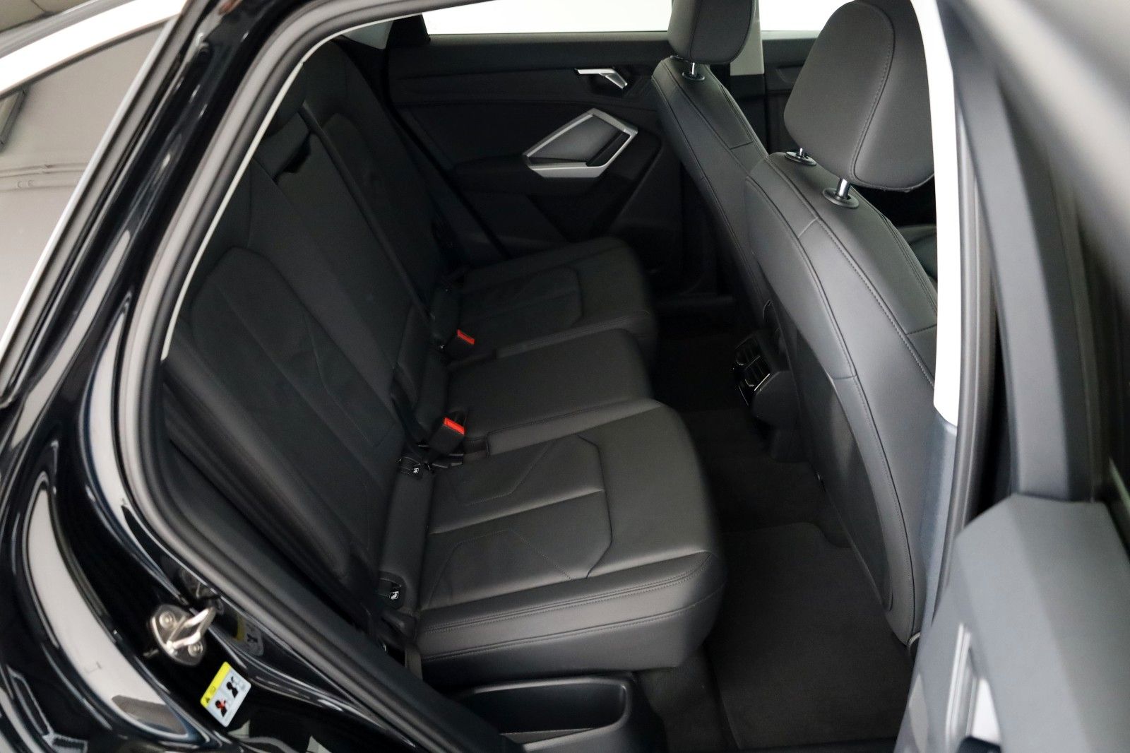 Fahrzeugabbildung Audi Q3 Sportback 35 TFSI,Leder,Navi,LED,SH,Kamera