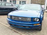 Ford Mustang V6 Coupe 2D Automatik - Ford aus 2005: Coupe