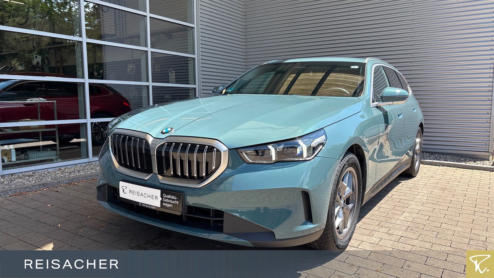 BMW 520i A Touring LC+,DA,PA,RFK,Sitzbel.,HA-KA,18"