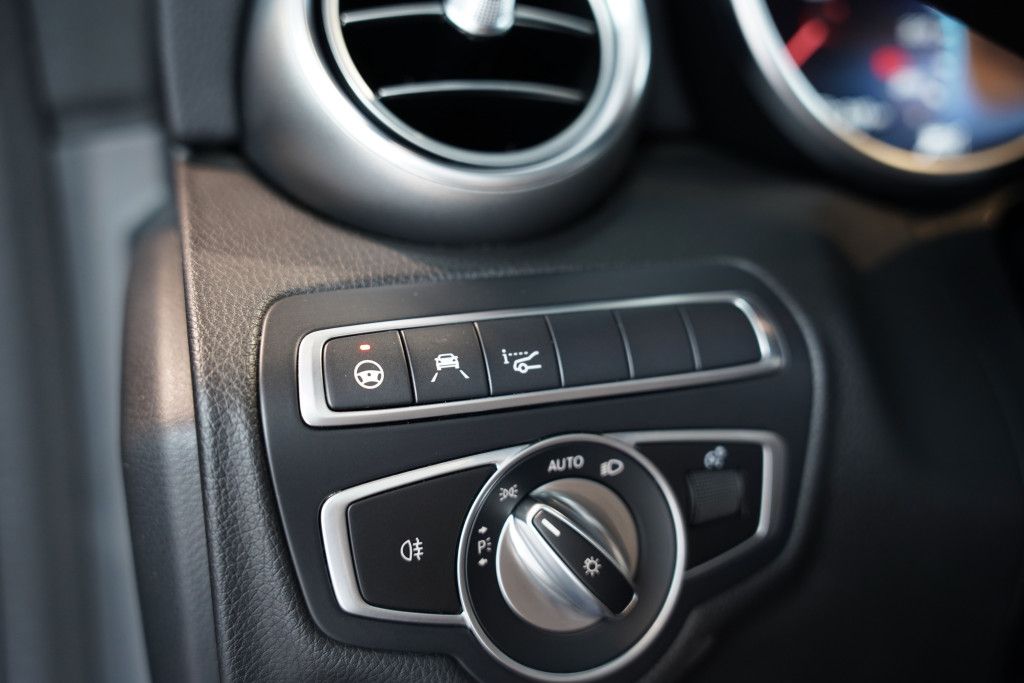 Mercedes Benz C 300