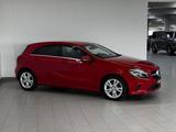Mercedes-Benz A 200 d 4M URBAN+DIST+AHK+LED+NAVI+KAMERA+TOTWIN - Mercedes-Benz A 200 mit Diesel-Antrieb: Limousine, Automatik