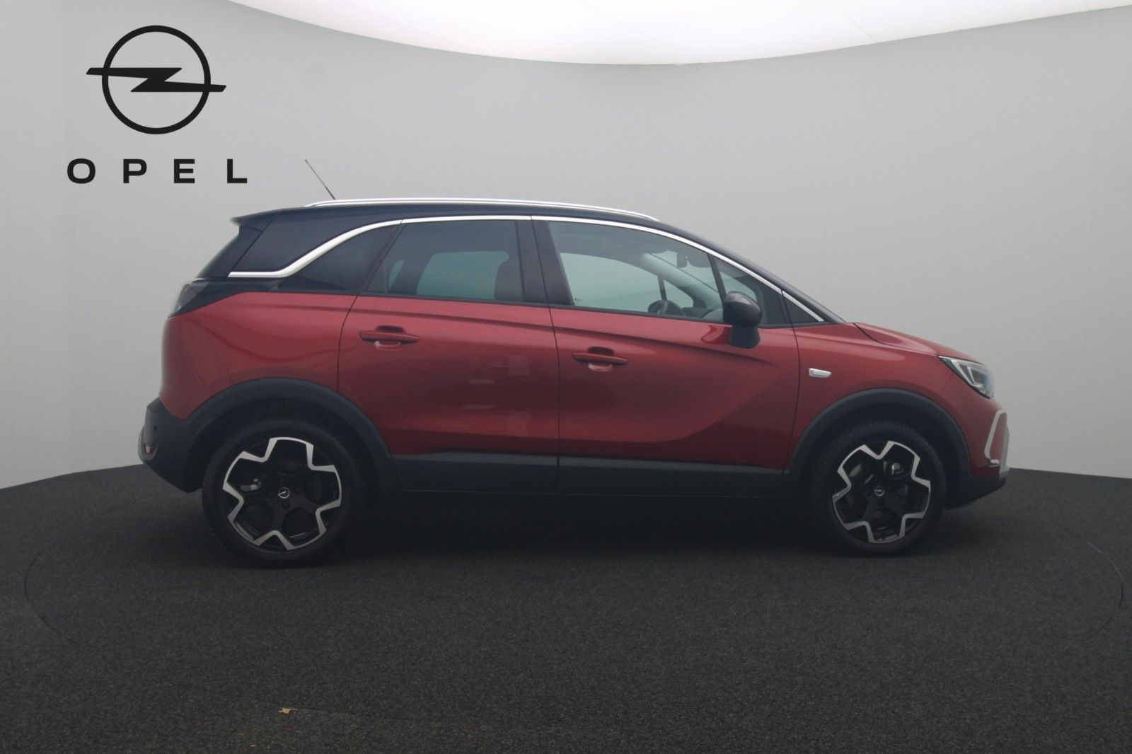 Fahrzeugabbildung Opel Crossland 1.2 Ultimate Paket NAVI HUD LED PANO