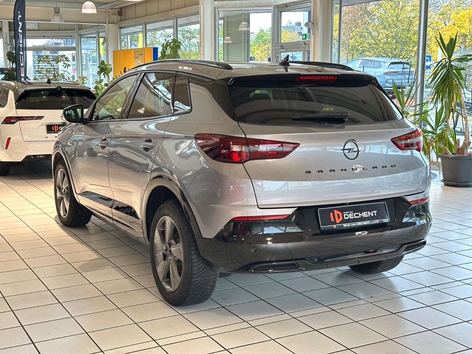 Fahrzeugabbildung Opel Grandland GS Navi*Sitzh.*Kamera*Intellilux