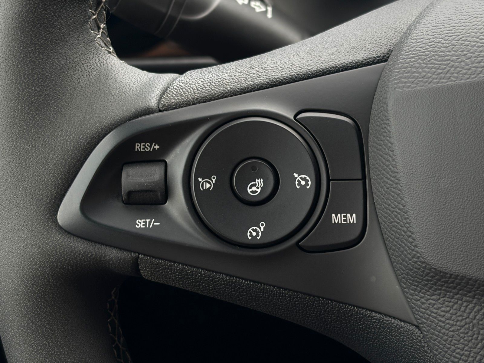 Fahrzeugabbildung Opel Corsa F GS 1.2 Turbo Matrix SHZ LHZ Navi Carplay