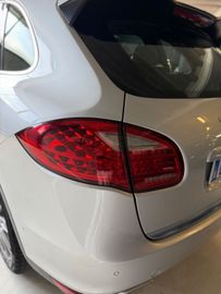 Porsche Cayenne - 10