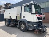MAN 18.250 4x2 TGM Bucher Cityfant 6000 - Kehrmaschine Bucher