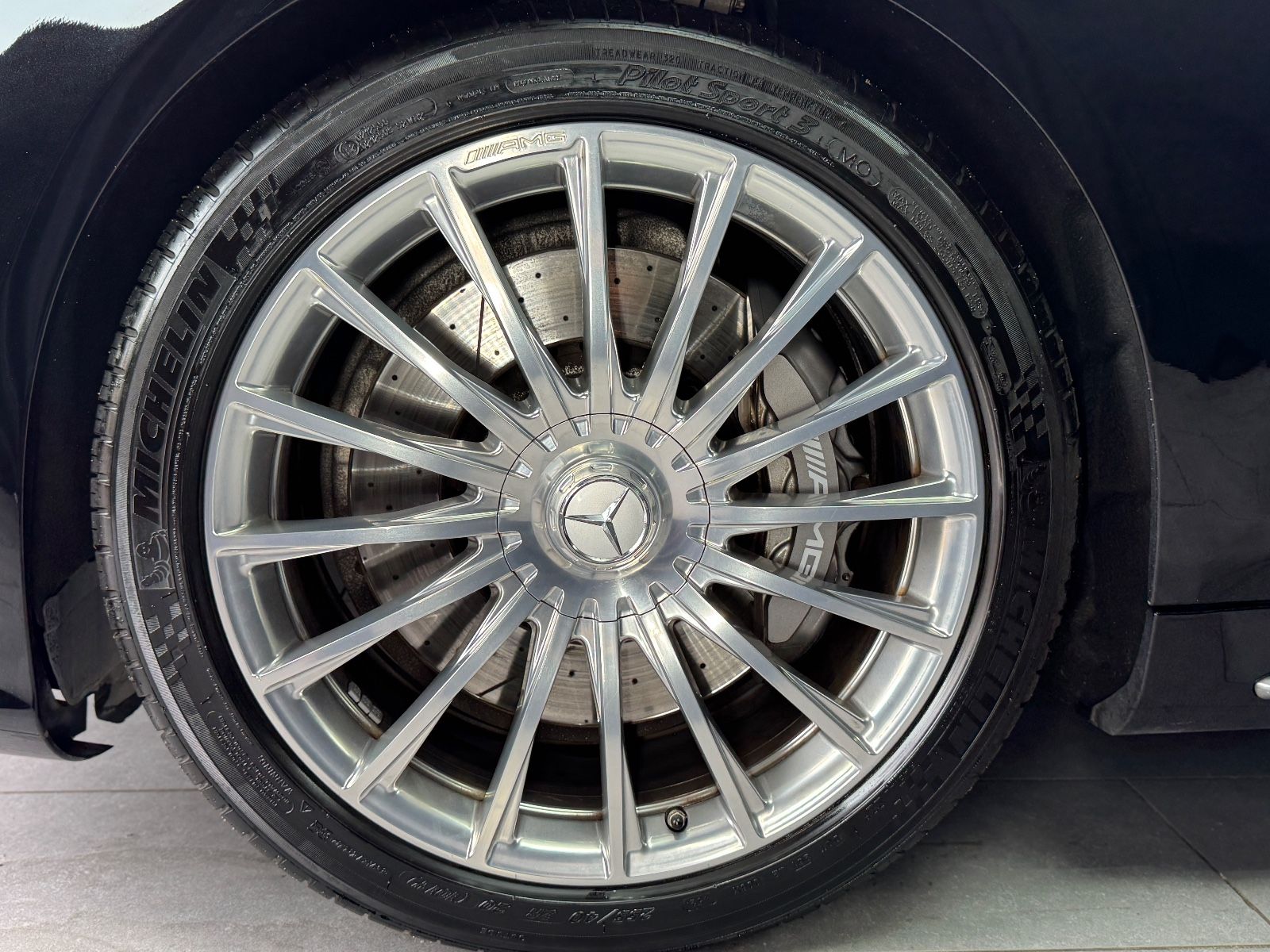 Fahrzeugabbildung Mercedes-Benz S 63 AMG 4Matic L|AMG DRIVERS|LANG|TV|VOLL