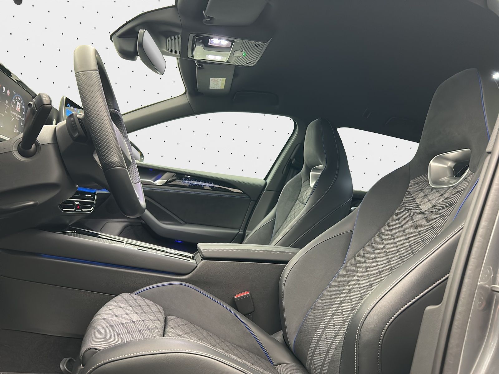 Volkswagen Passat - Bild 10