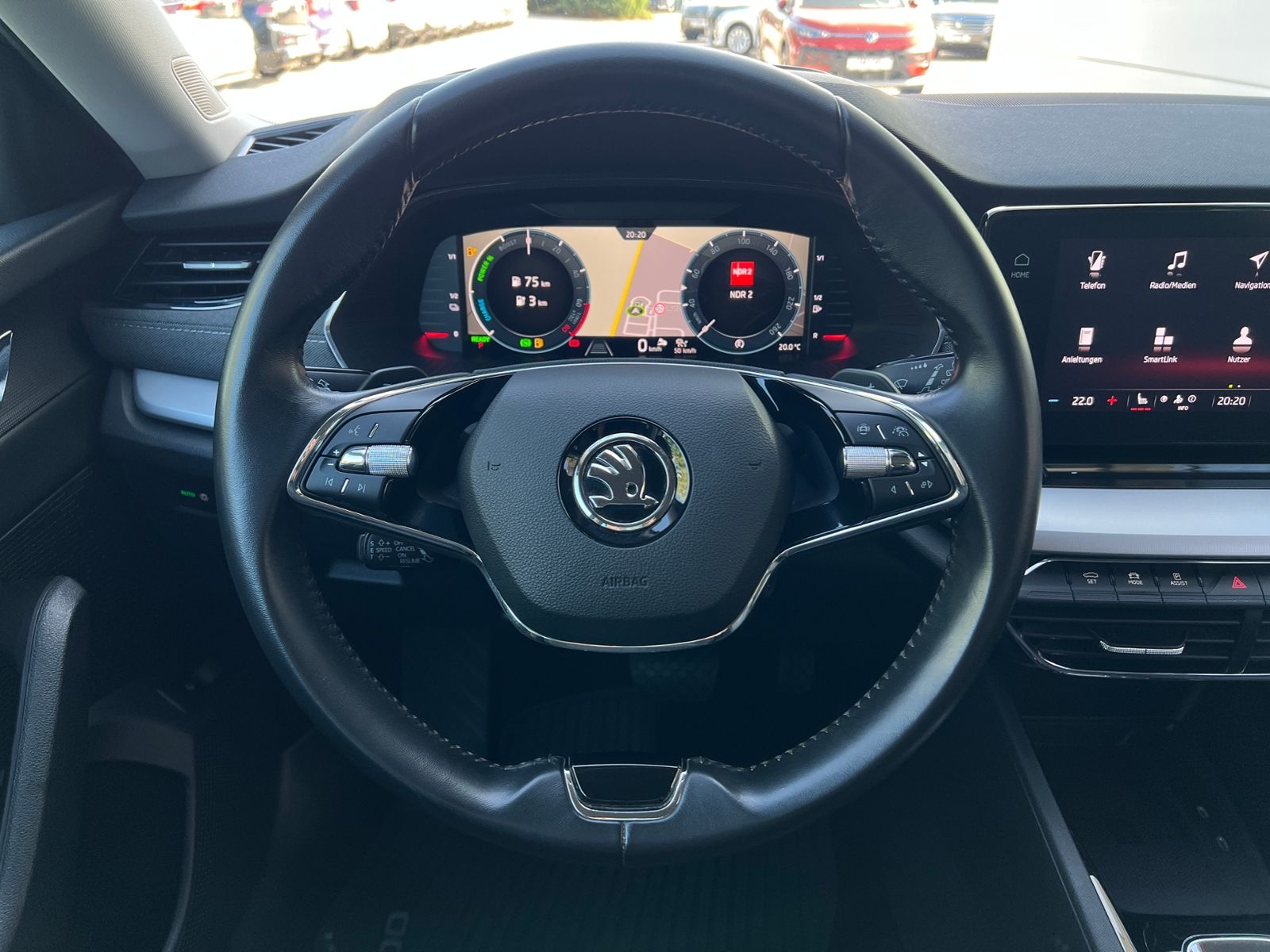 Fahrzeugabbildung SKODA Octavia III Combi iV Style 1.4 Hybrid DSG *LED,