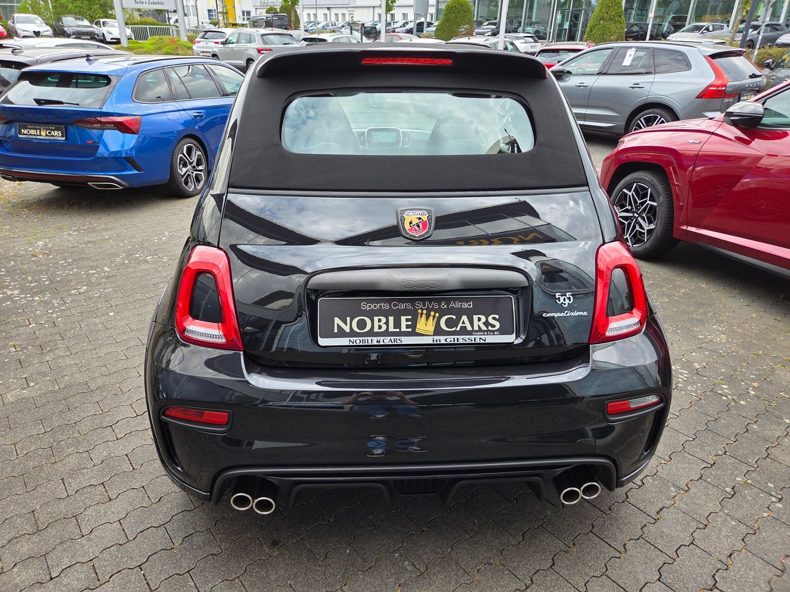 Fahrzeugabbildung Abarth 595C Competizione NAVI CarPlay