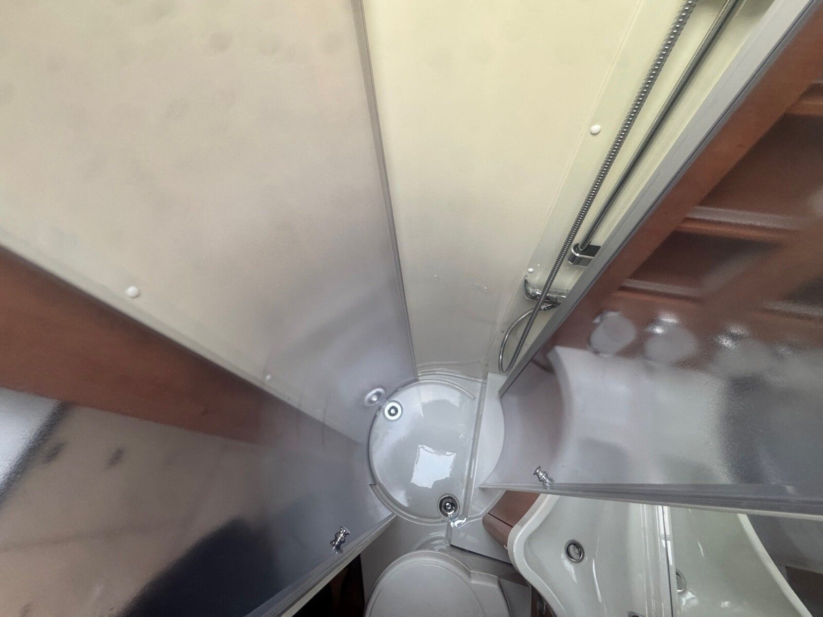 Fahrzeugabbildung Carthago c-tourer I I 138 SAT,Solar,Wechselrichter